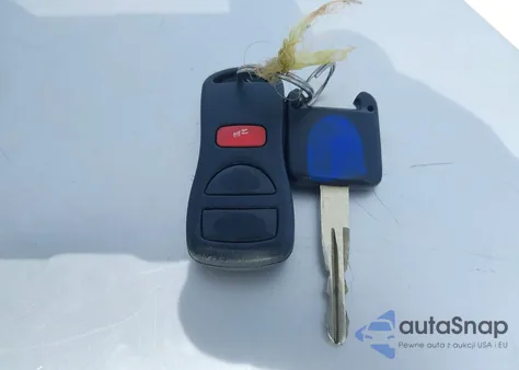 2011 Nissan Pathfinder Sv z USA, uszkodzony, nr VIN 5N1AR1NB2BC622784